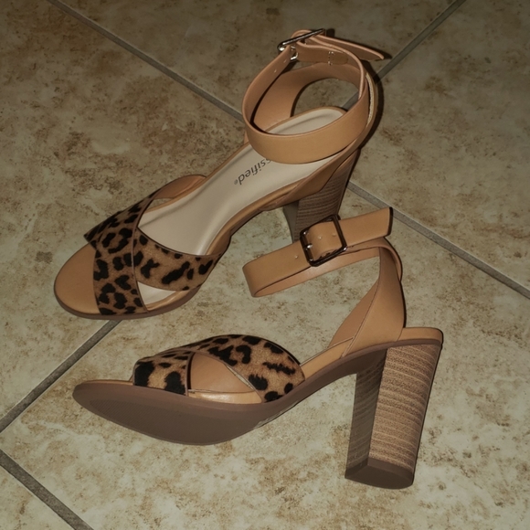 Wedges - Picture 2 of 2